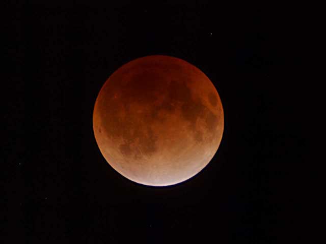 111210lunareclipse.jpg