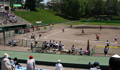 0601softball1.jpg