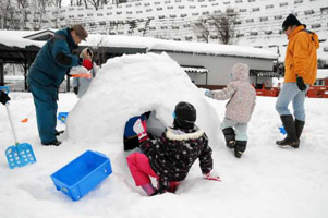 0112igloo1.jpg