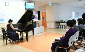 hospitalpiano2.jpg